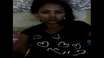 Tamil Beauty Playing With Her Wet Pussy