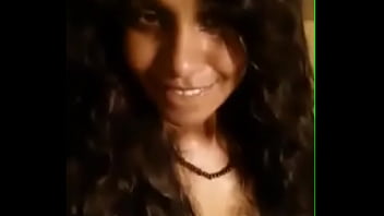 Seductive Mumbai Matron