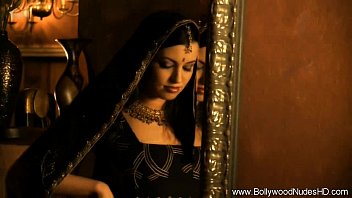 Exotic Indian Beauty Gets Naughty