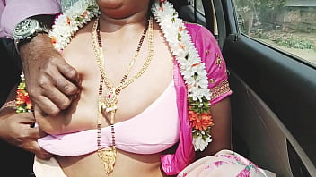 Sizzling Desi Aunty Fucks Hard In Car With Filthy Telugu Dirty Talk