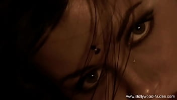 Slow, Sexy, Exotic Oriental Dancer Naked Lady Dancing