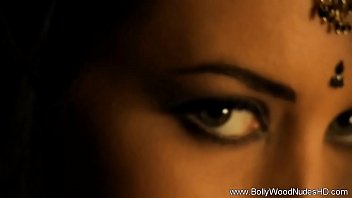 Seductive Dark-haired Beauty Is Irresistibly Hot