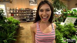 Sizzling Young Amateurs: Raw Pickup And Wild Fucking